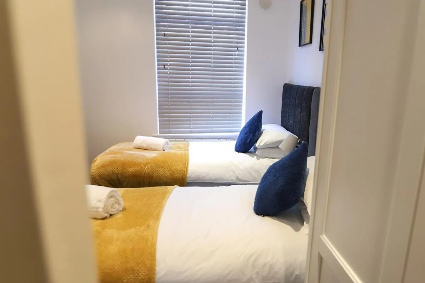 New- Modern 2Br Apt Wifi Sleep5 City Centre Sheffield 0*,